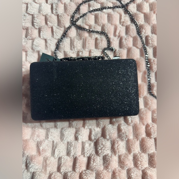 Elegant Black Beaded Clutch with Butterfly Accent - Picture 7 of 8